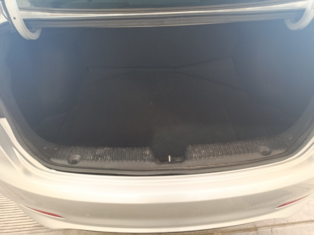 HYUNDAI HB20S 1.0 COMFORT PLUS 12V TURBO FLEX 4P MANUAL