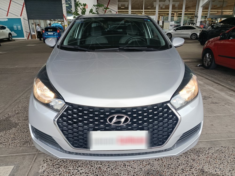 HYUNDAI HB20S 1.0 COMFORT PLUS 12V TURBO FLEX 4P MANUAL