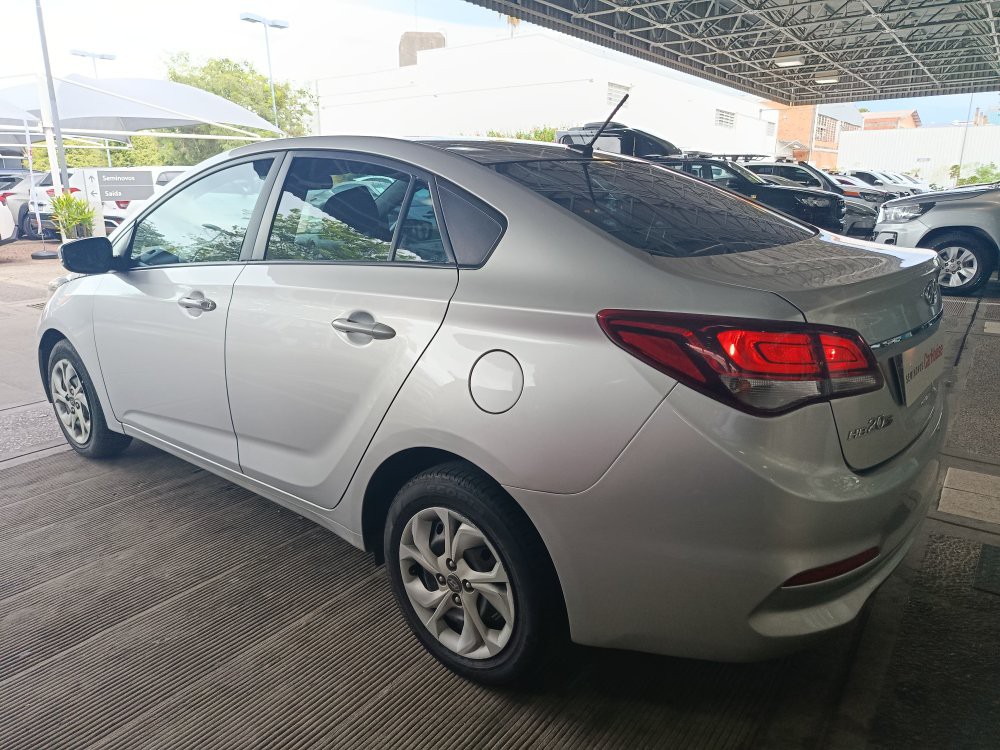 HYUNDAI HB20S 1.0 COMFORT PLUS 12V TURBO FLEX 4P MANUAL