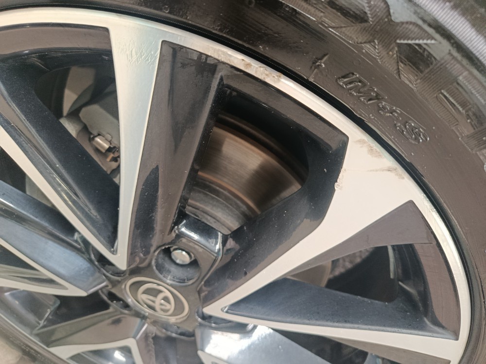 TOYOTA COROLLA CROSS 1.8 VVT-I HYBRID FLEX XRX CVT