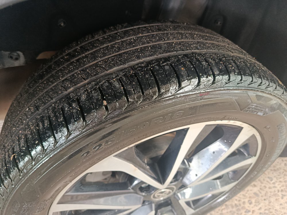 TOYOTA COROLLA CROSS 1.8 VVT-I HYBRID FLEX XRX CVT