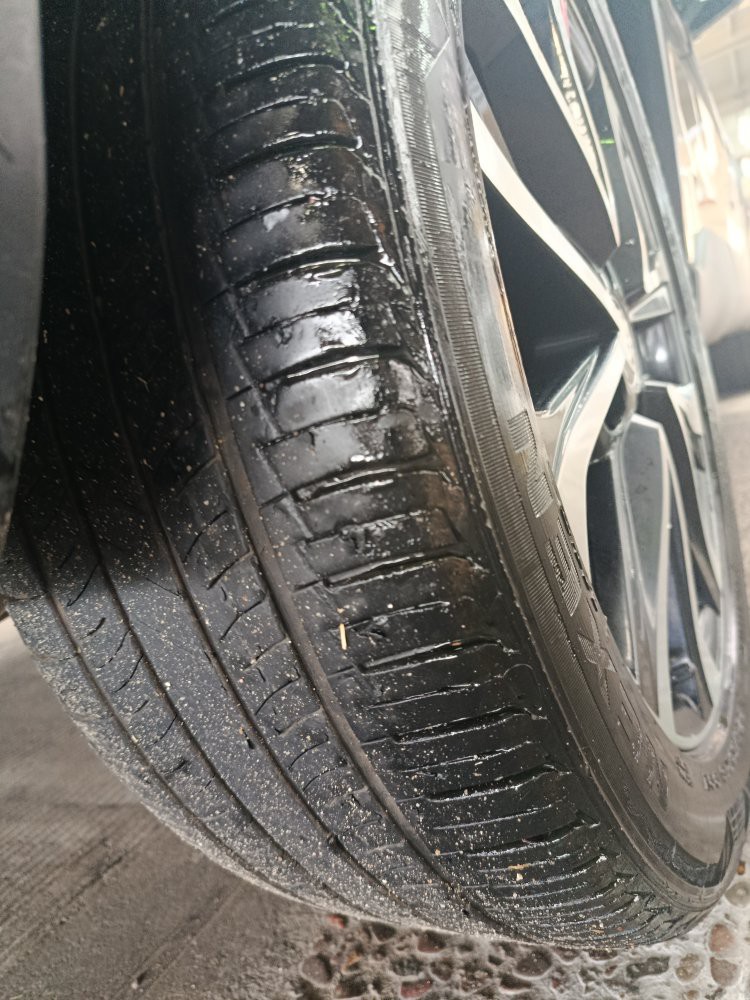 TOYOTA COROLLA CROSS 1.8 VVT-I HYBRID FLEX XRX CVT