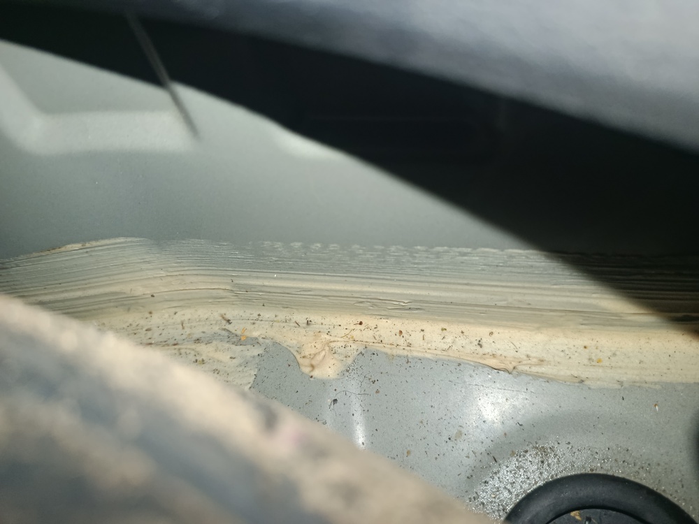 TOYOTA COROLLA CROSS 1.8 VVT-I HYBRID FLEX XRX CVT