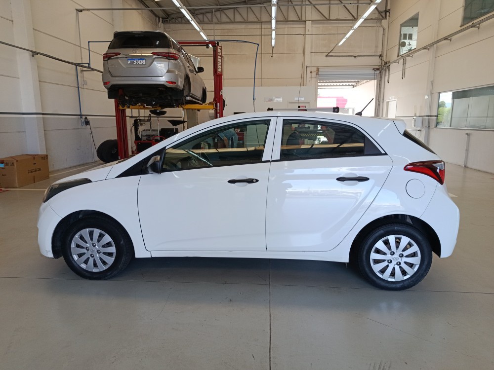 HYUNDAI HB20 1.0 UNIQUE 12V FLEX 4P MANUAL