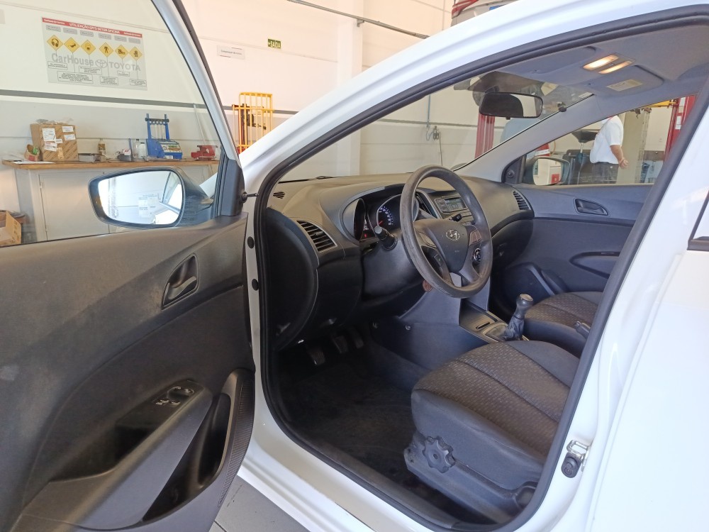 HYUNDAI HB20 1.0 UNIQUE 12V FLEX 4P MANUAL