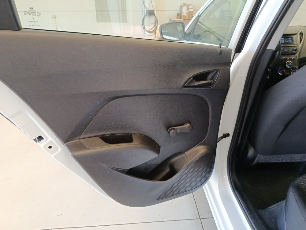 HYUNDAI HB20 1.0 UNIQUE 12V FLEX 4P MANUAL