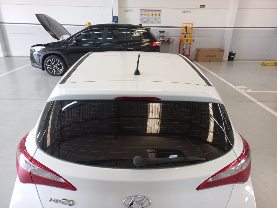 HYUNDAI HB20 1.0 COMFORT 12V FLEX 4P MANUAL