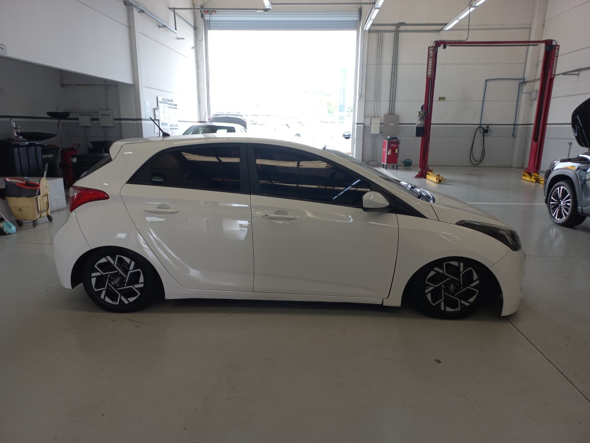 HYUNDAI HB20 1.0 COMFORT 12V FLEX 4P MANUAL