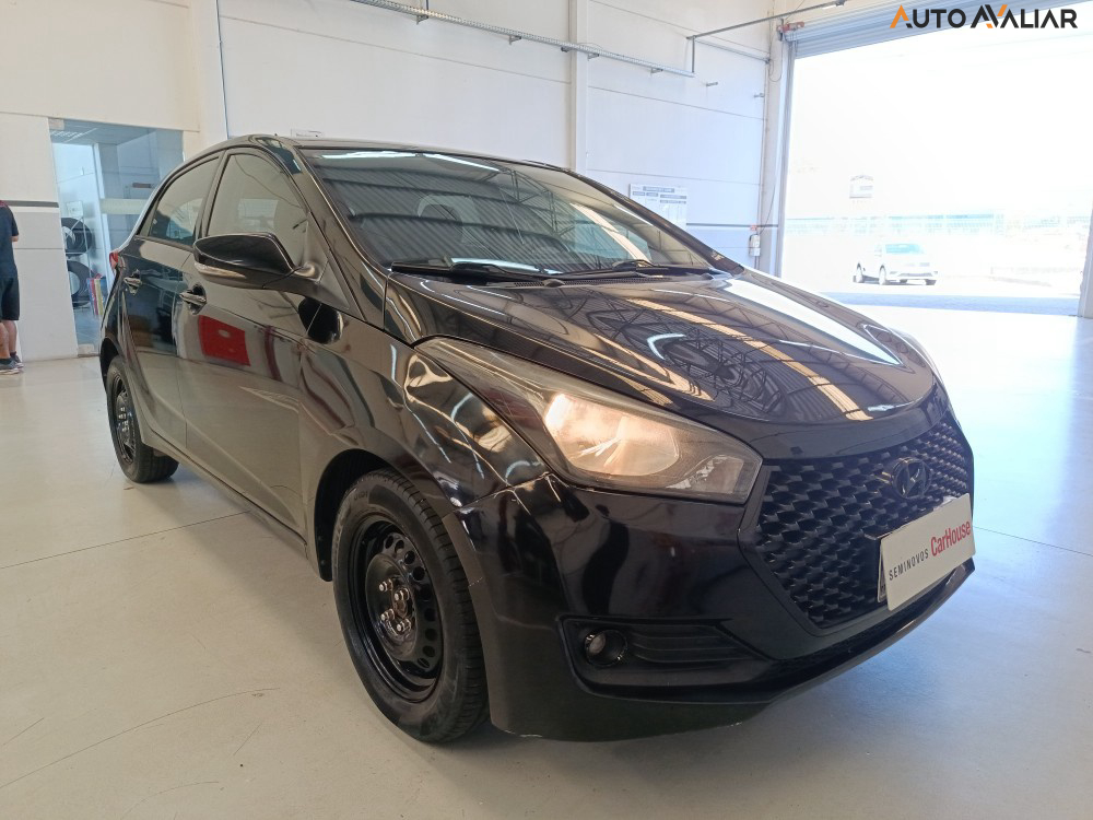 HYUNDAI HB20 1.0 COMFORT PLUS 12V FLEX 4P MANUAL