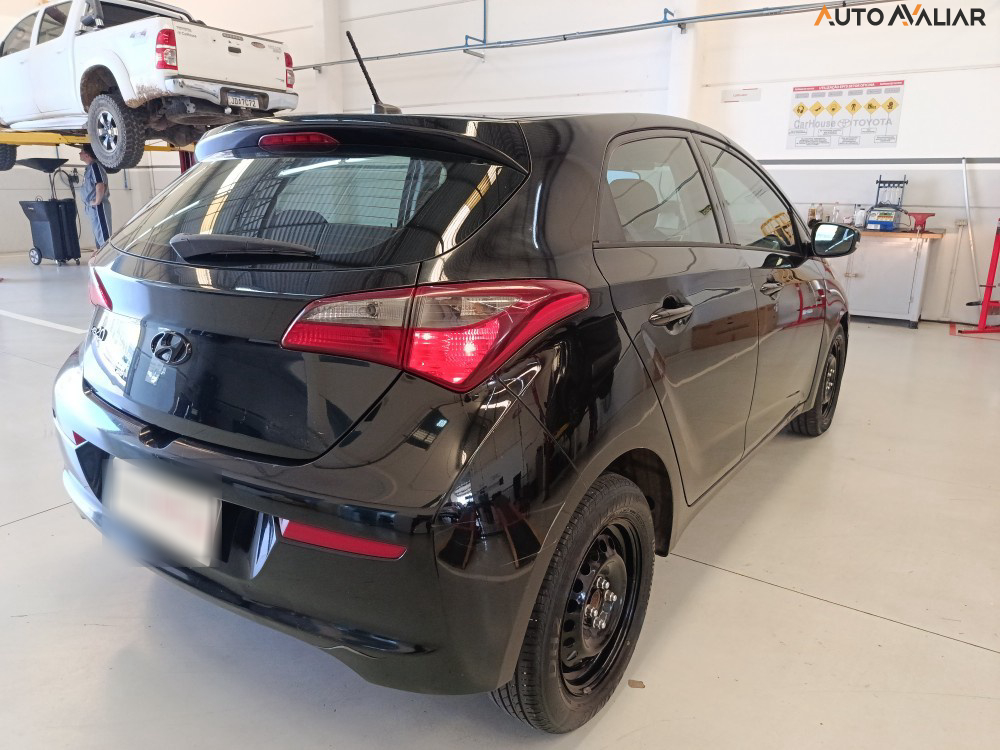 HYUNDAI HB20 1.0 COMFORT PLUS 12V FLEX 4P MANUAL