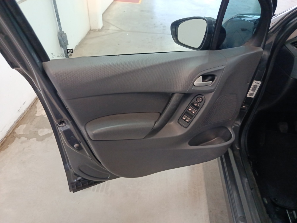 CITROEN C3 1.2 PURE TECH FLEX ATTRACTION MANUAL