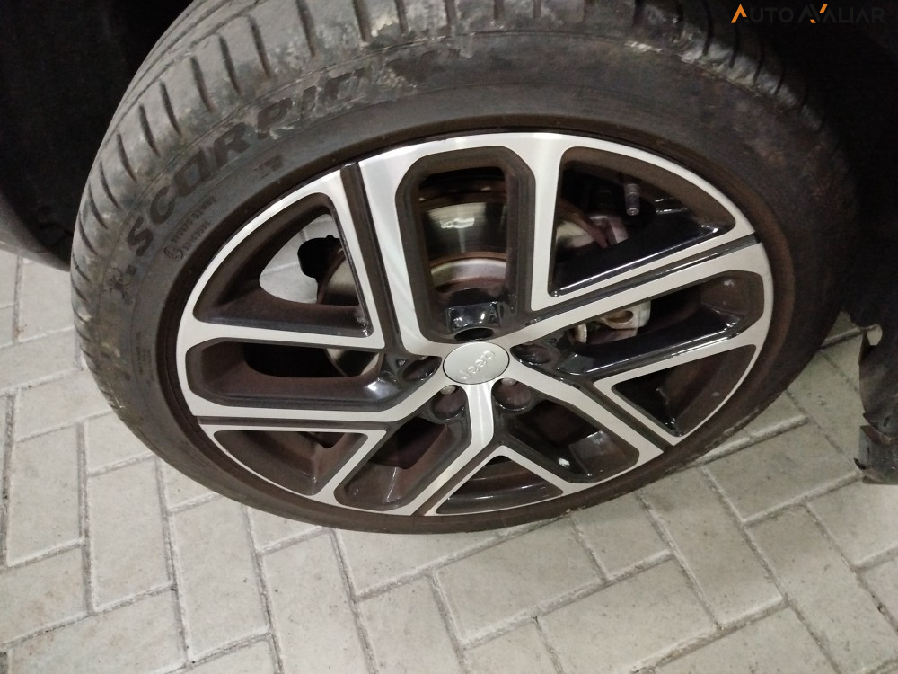 JEEP COMPASS 1.3 T270 TURBO FLEX LIMITED AT6