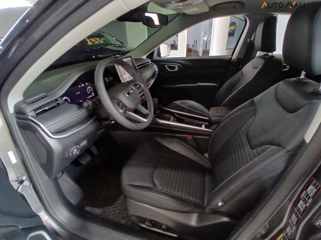 JEEP COMMANDER 1.3 T270 TURBO FLEX LONGITUDE AT6