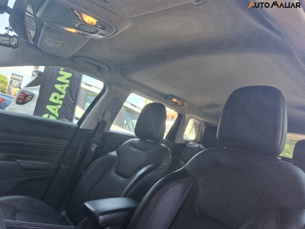 JEEP COMPASS 1.3 T270 TURBO FLEX LONGITUDE AT6