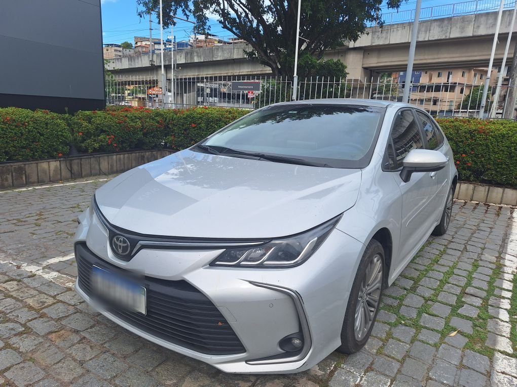 TOYOTA COROLLA - CHEVROLET ONIX