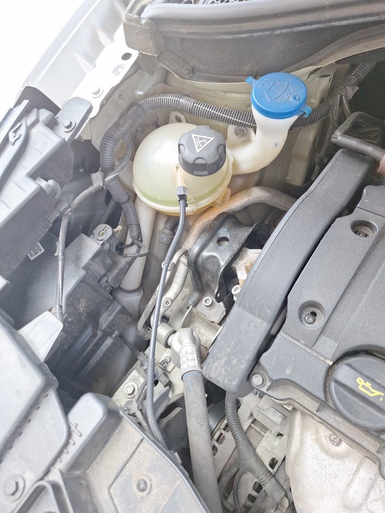 CITROEN C4 CACTUS 1.6 VTI 120 FLEX FEEL EAT6