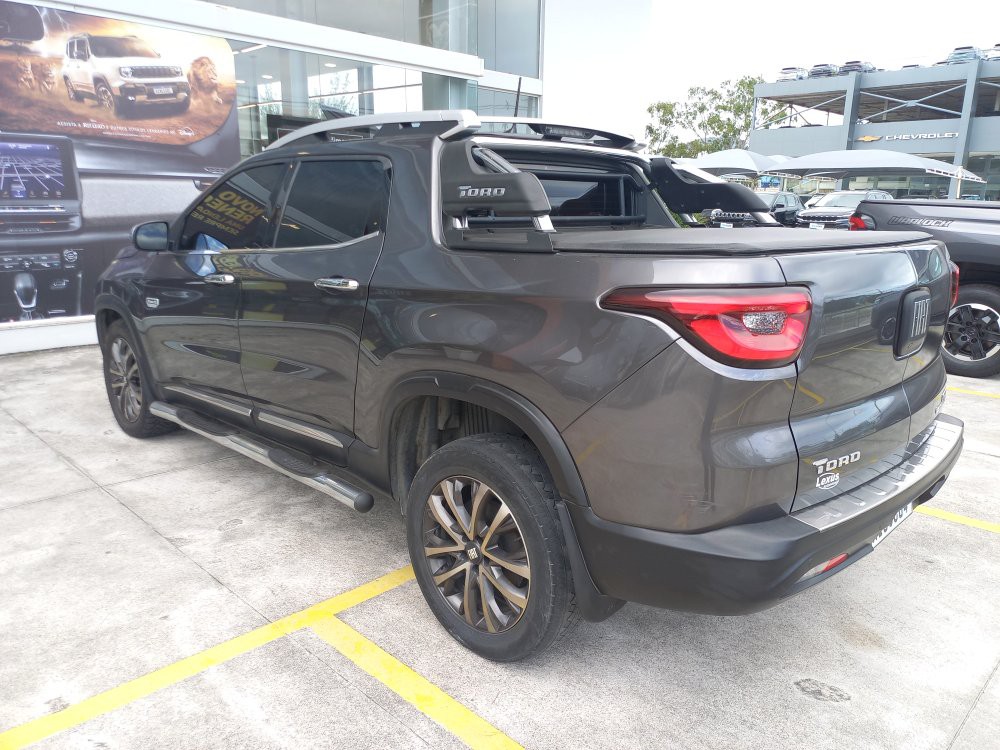 FIAT TORO 2.0 16V TURBO DIESEL RANCH 4WD AT9