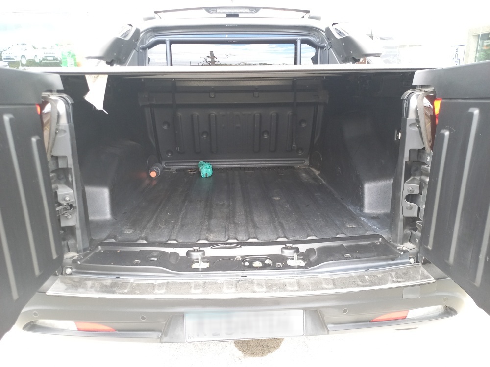 FIAT TORO 2.0 16V TURBO DIESEL RANCH 4WD AT9