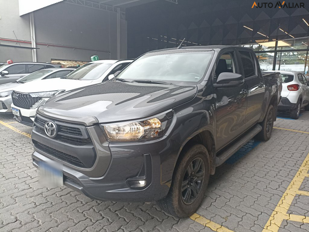 TOYOTA HILUX 2.8 D-4D TURBO DIESEL CD SR 4X4 AUTOMÁTICA