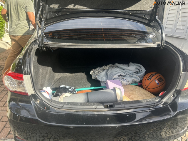 TOYOTA COROLLA 2.0 XEI 16V FLEX 4P AUTOMATICO