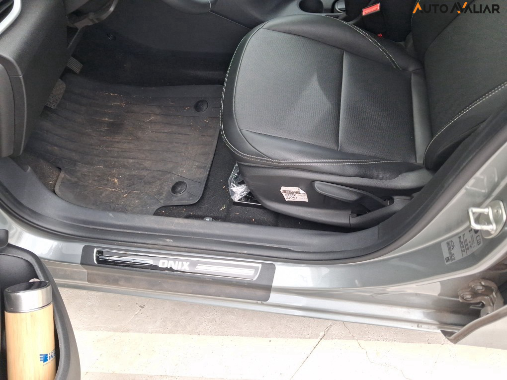 CHEVROLET ONIX 1.0 TURBO FLEX PREMIER AUTOM&Aacute;TICO