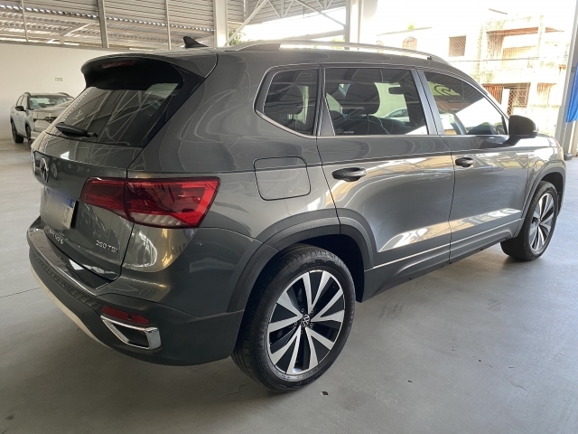 VOLKSWAGEN TAOS 1.4 250 TSI TOTAL FLEX HIGHLINE AUTOM&Aacute;TICO