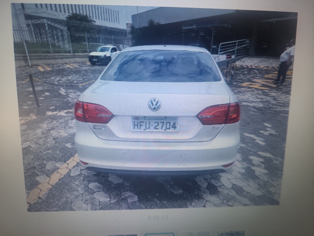 VOLKSWAGEN JETTA 2.0 COMFORTLINE FLEX 4P TIPTRONIC