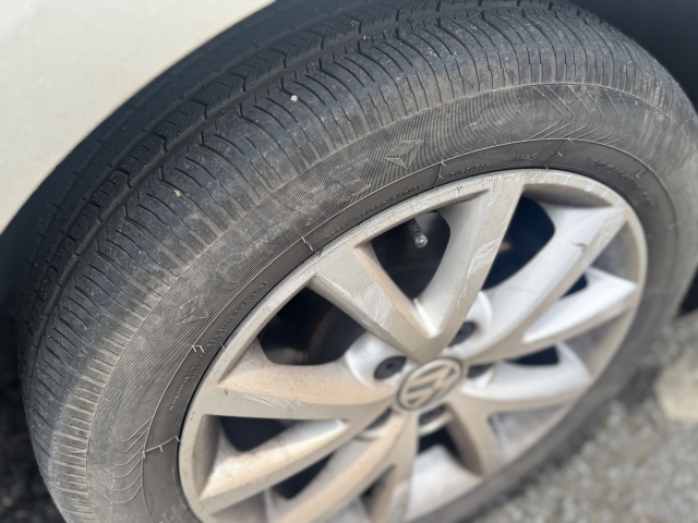 VOLKSWAGEN JETTA 2.0 COMFORTLINE FLEX 4P TIPTRONIC