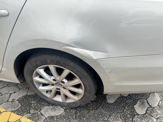 VOLKSWAGEN JETTA 2.0 COMFORTLINE FLEX 4P TIPTRONIC