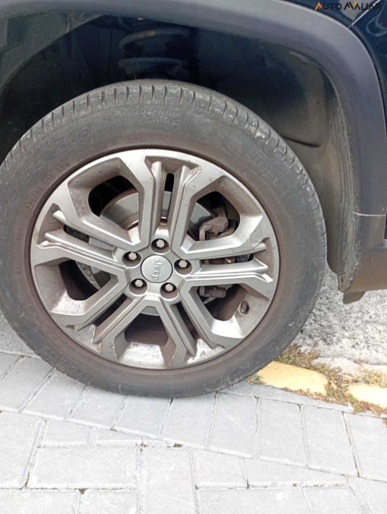 JEEP COMPASS 1.3 T270 TURBO FLEX LONGITUDE AT6