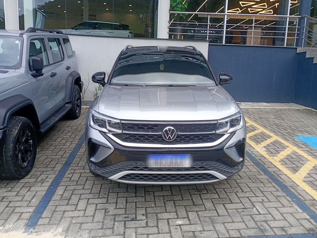 VOLKSWAGEN TAOS 1.4 250 TSI TOTAL FLEX HIGHLINE AUTOMÁTICO