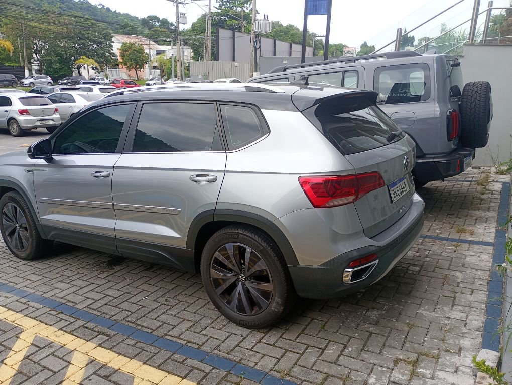 VOLKSWAGEN TAOS 1.4 250 TSI TOTAL FLEX HIGHLINE AUTOM&Aacute;TICO