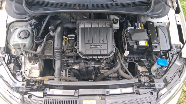 VOLKSWAGEN POLO 1.0 MPI TRACK MANUAL