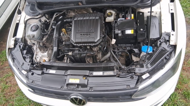 VOLKSWAGEN POLO 1.0 MPI TRACK MANUAL