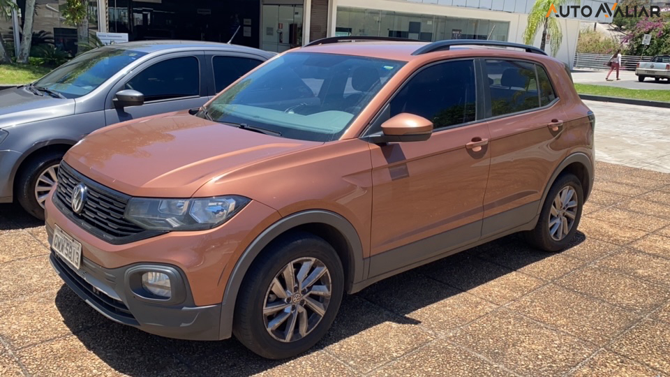 VOLKSWAGEN T-CROSS 1.0 200 TSI TOTAL FLEX AUTOMATICO