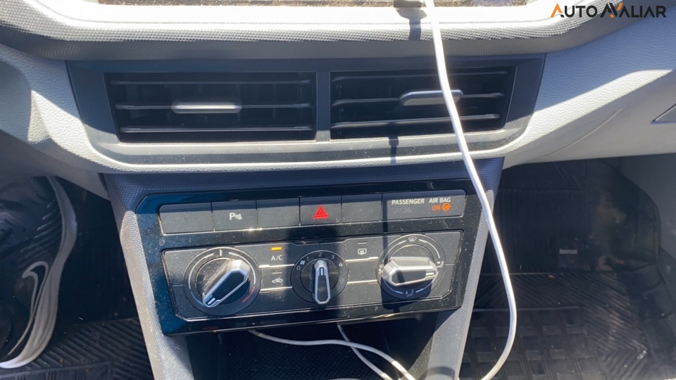 VOLKSWAGEN T-CROSS 1.0 200 TSI TOTAL FLEX AUTOMATICO