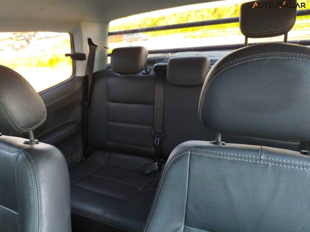 VOLKSWAGEN SAVEIRO 1.6 MSI ROBUST CD 8V FLEX 2P MANUAL