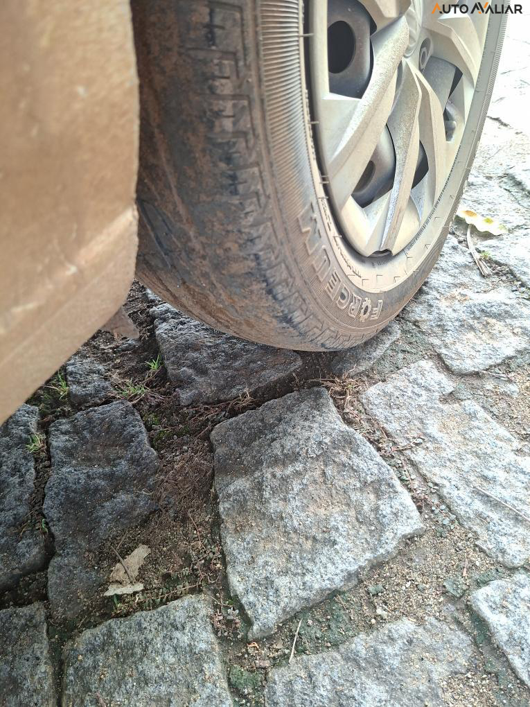 VOLKSWAGEN VOYAGE 1.0 12V MPI TOTALFLEX 4P MANUAL