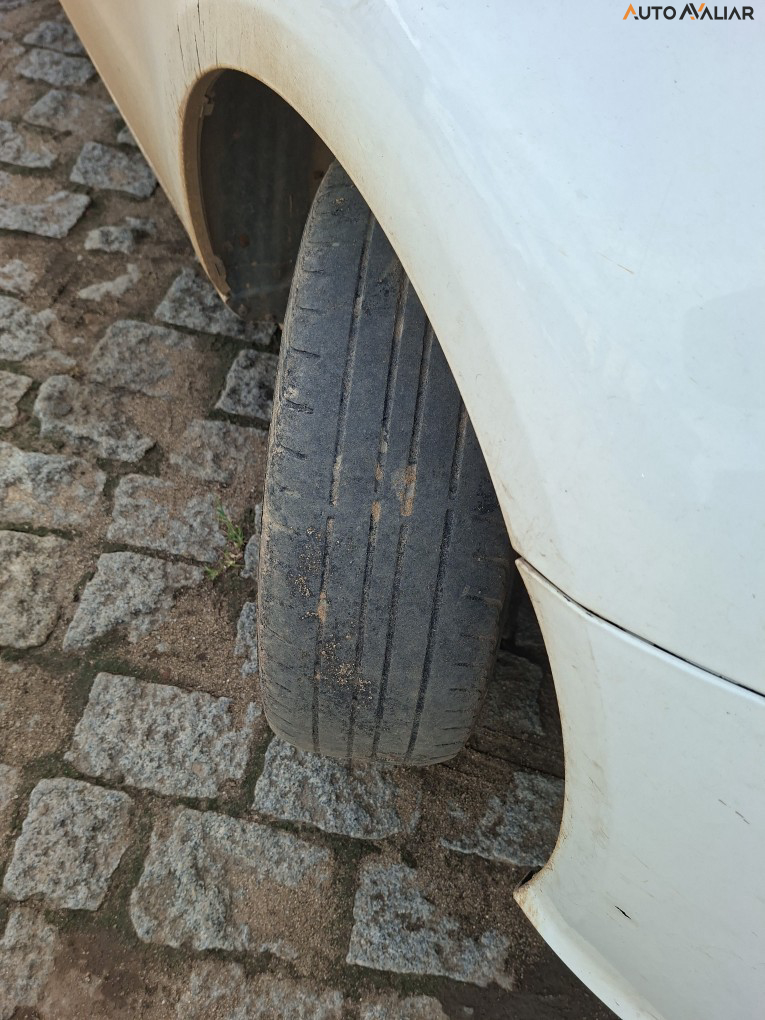 VOLKSWAGEN VOYAGE 1.0 12V MPI TOTALFLEX 4P MANUAL