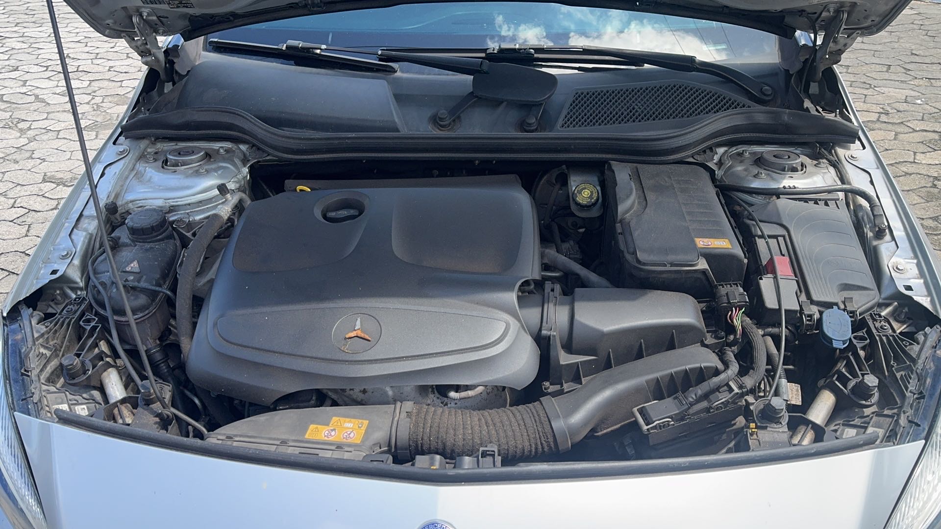 MERCEDES-BENZ A 250 2.0 SPORT TURBO GASOLINA 4P AUTOMATIZADO