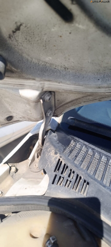 VOLKSWAGEN VOYAGE 1.6 MI COMFORTLINE 8V FLEX 4P MANUAL