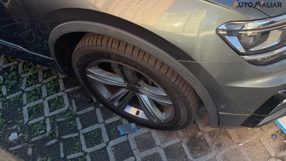 VOLKSWAGEN TIGUAN 2.0 350 TSI GASOLINA ALLSPACE R-LINE 4MOTION DSG