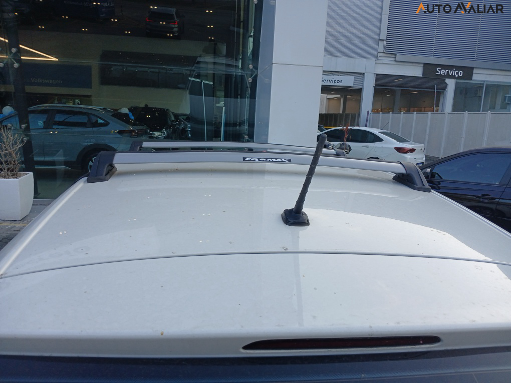 VOLKSWAGEN POLO 1.0 170 TSI COMFORTLINE AUTOM&Aacute;TICO