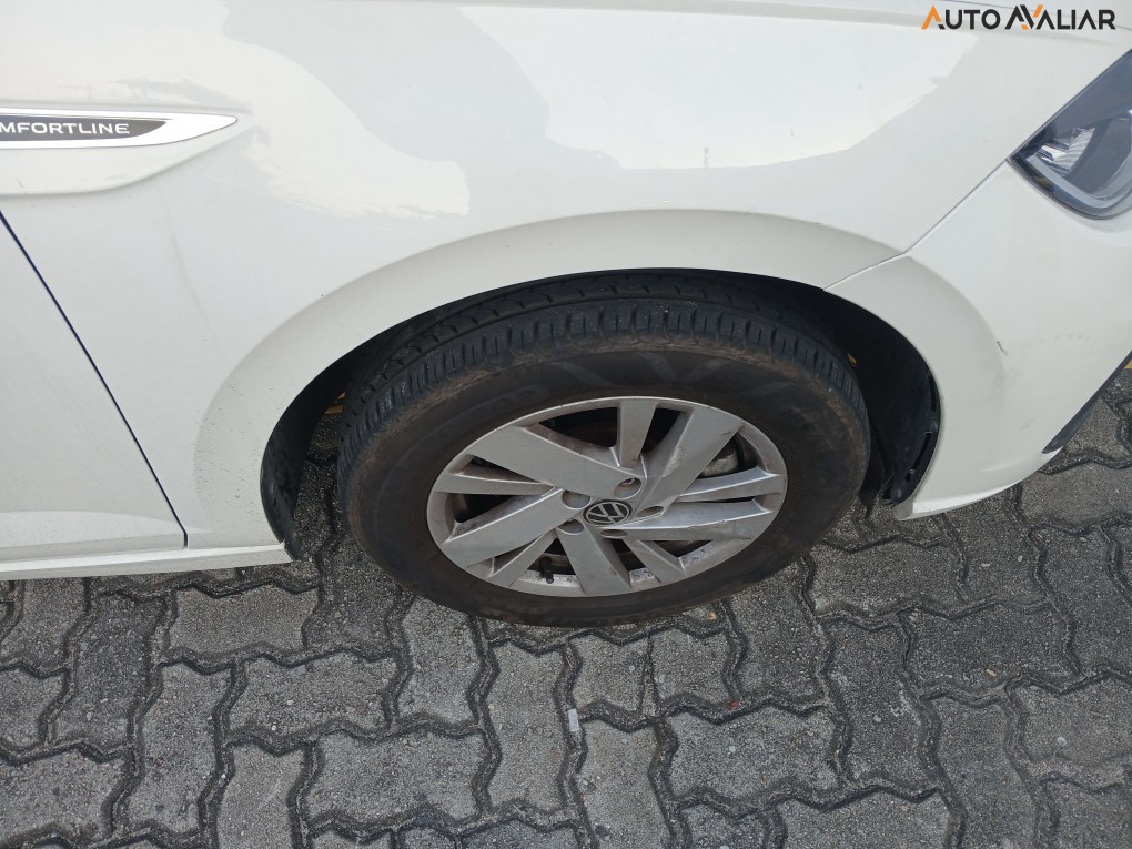 VOLKSWAGEN POLO 1.0 170 TSI COMFORTLINE AUTOM&Aacute;TICO