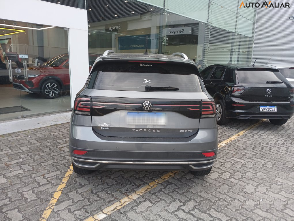 VOLKSWAGEN T-CROSS 1.4 250 TSI TOTAL FLEX HIGHLINE AUTOM&Aacute;TICO