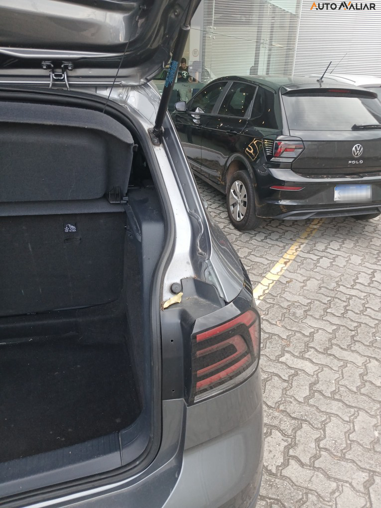 VOLKSWAGEN T-CROSS 1.4 250 TSI TOTAL FLEX HIGHLINE AUTOM&Aacute;TICO