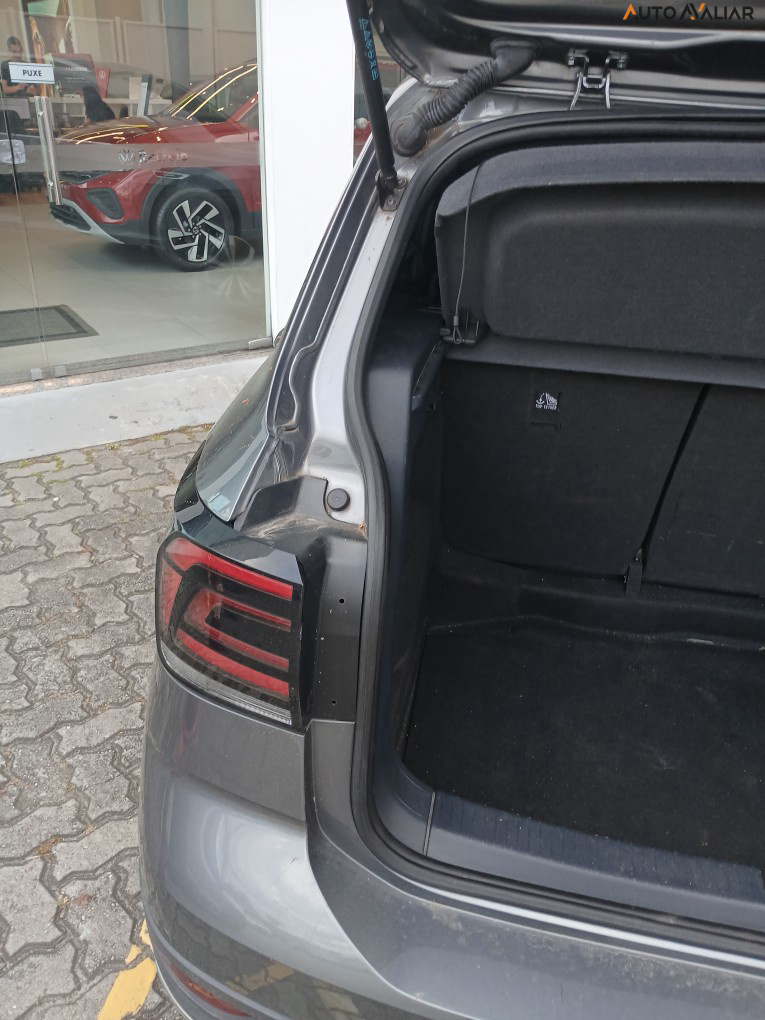 VOLKSWAGEN T-CROSS 1.4 250 TSI TOTAL FLEX HIGHLINE AUTOM&Aacute;TICO
