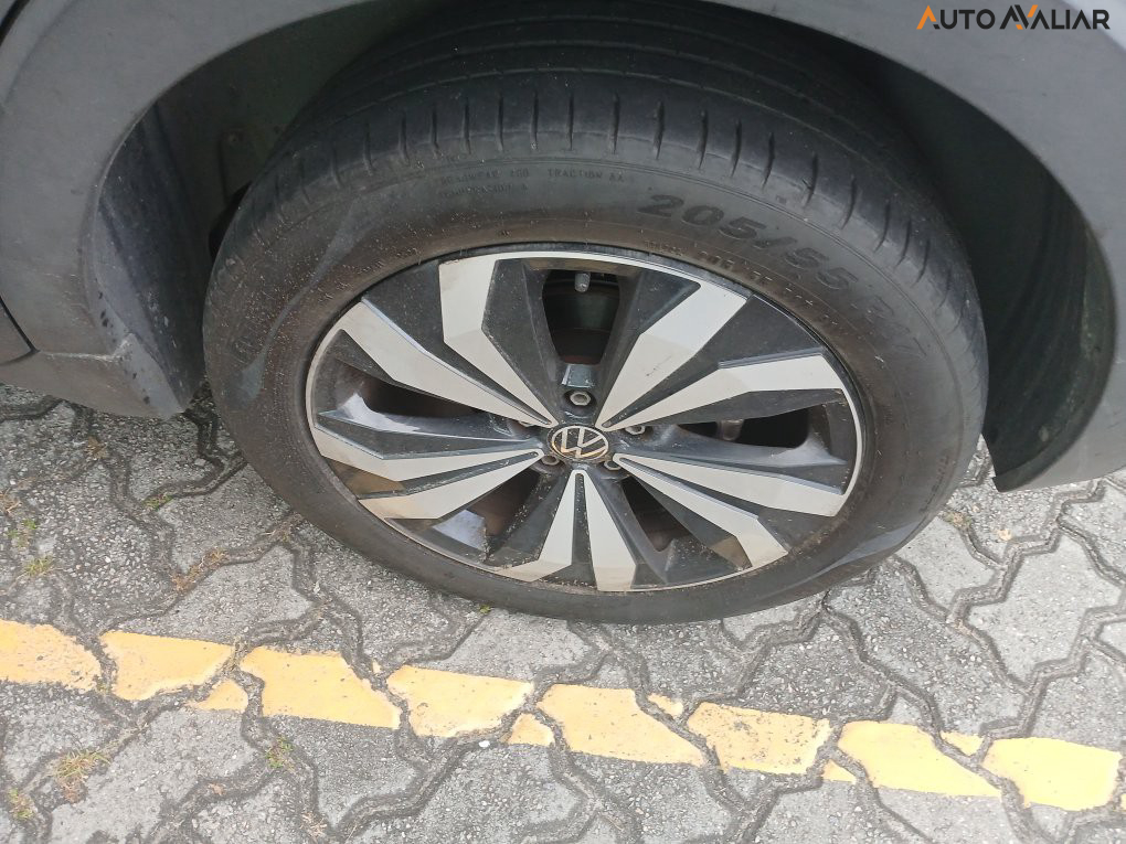 VOLKSWAGEN T-CROSS 1.4 250 TSI TOTAL FLEX HIGHLINE AUTOM&Aacute;TICO