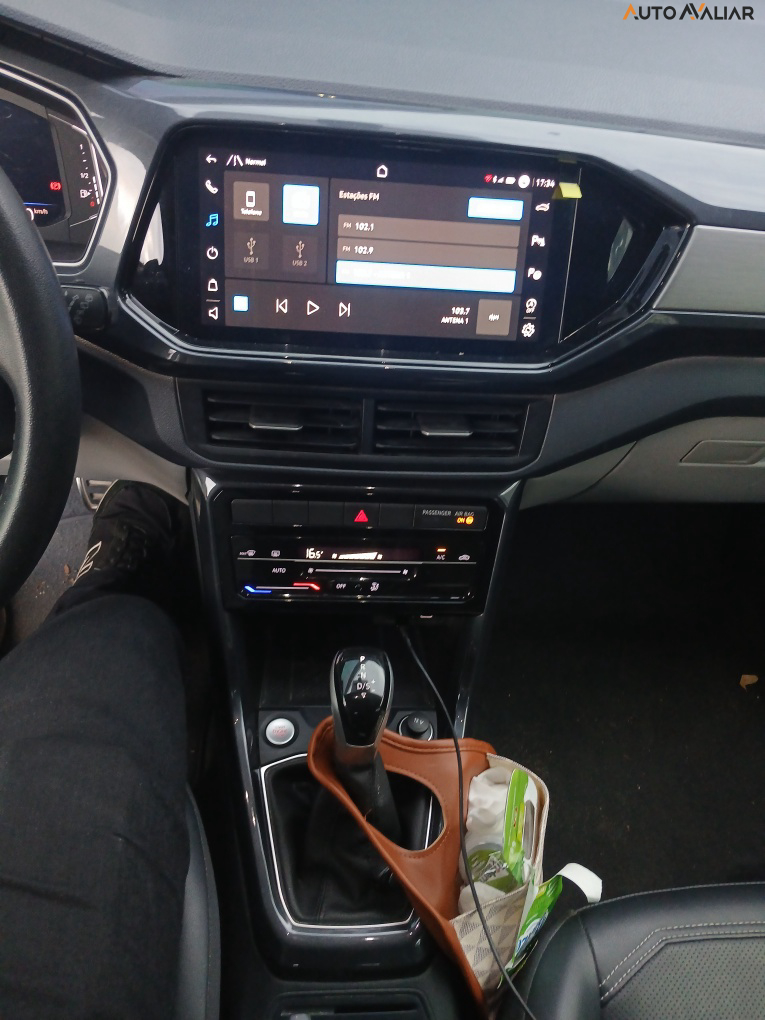 VOLKSWAGEN T-CROSS 1.4 250 TSI TOTAL FLEX HIGHLINE AUTOM&Aacute;TICO