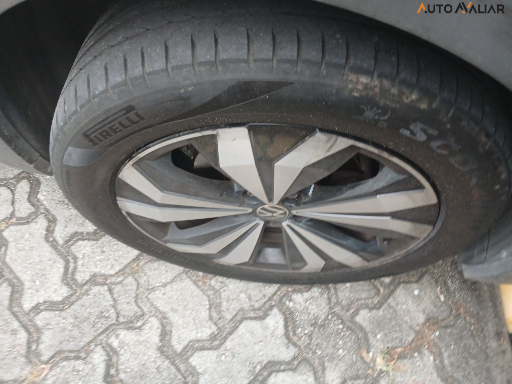 VOLKSWAGEN T-CROSS 1.4 250 TSI TOTAL FLEX HIGHLINE AUTOMÁTICO